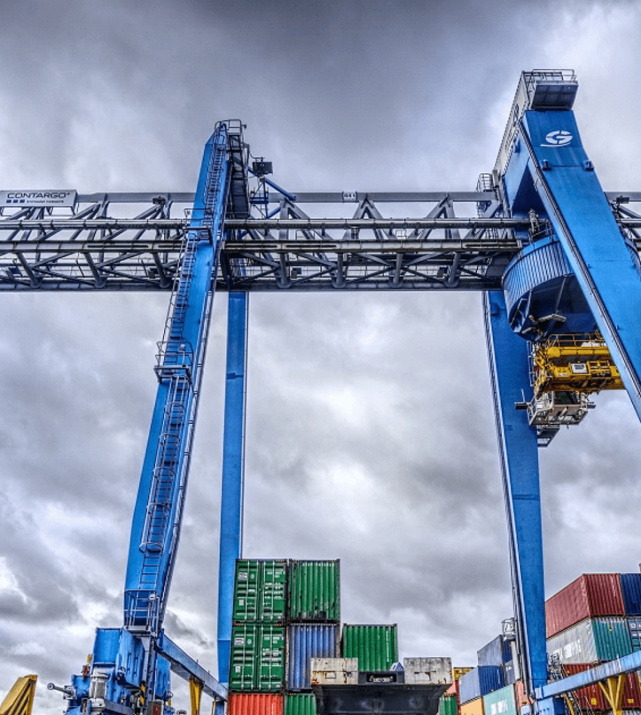 Elektrische Steuerung Bild 1 Portalkran container-g1e3fcdb0d_1920 pixabay